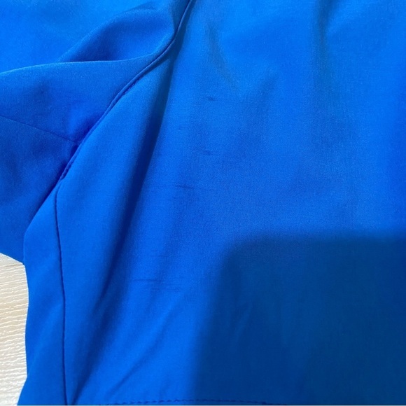 🛍️3/$30 Adidas women’s blue lightweight shorts in size 40 - Picture 11 of 11